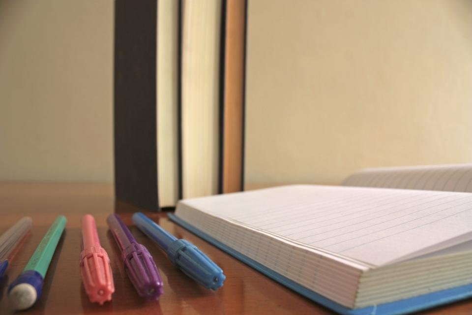 Reabrir uma semana cheia para atravessar a semana
